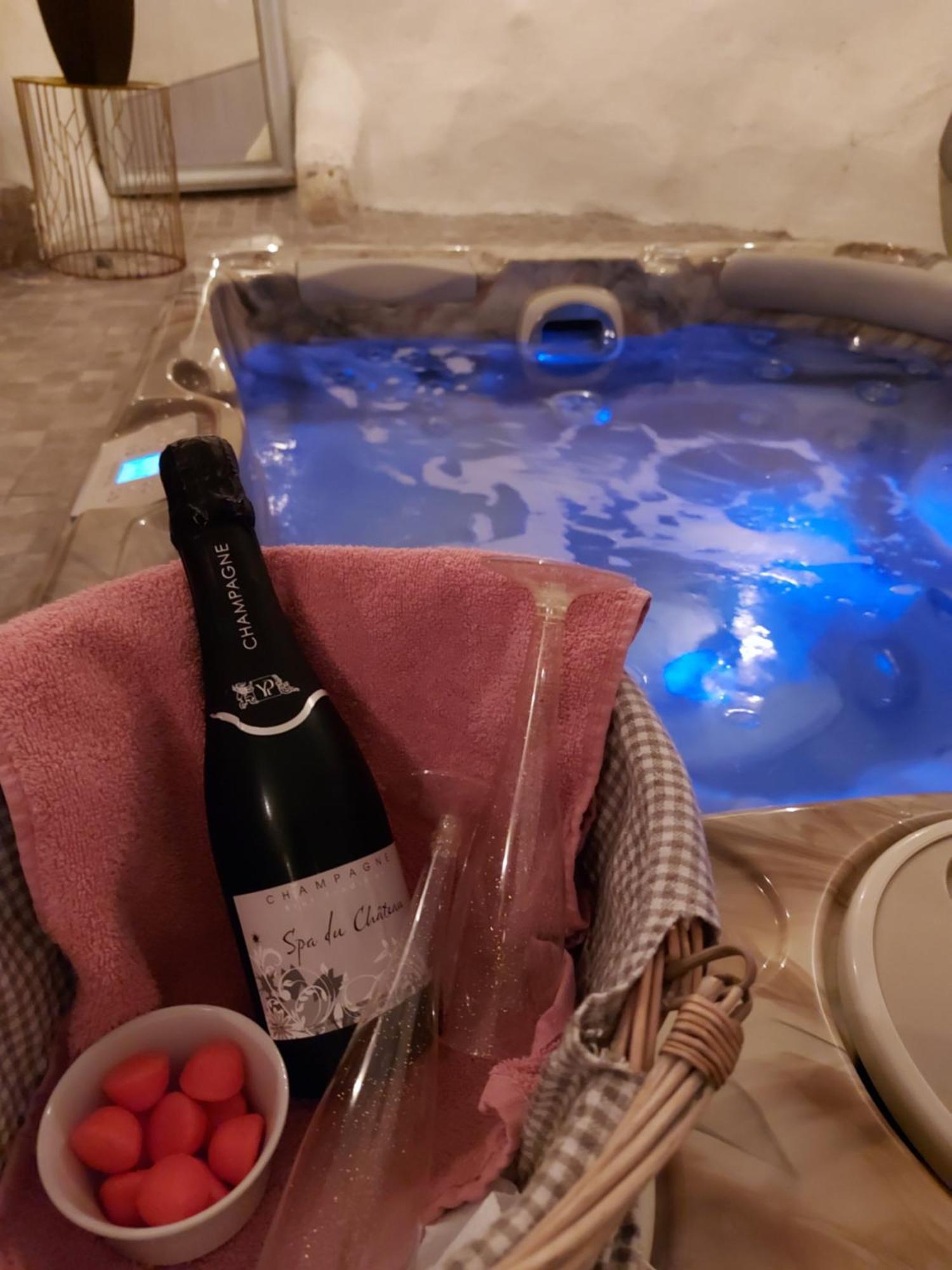 Love Room Avec Spa Privatif Monaco 罗克布吕讷-卡普马丹 外观 照片